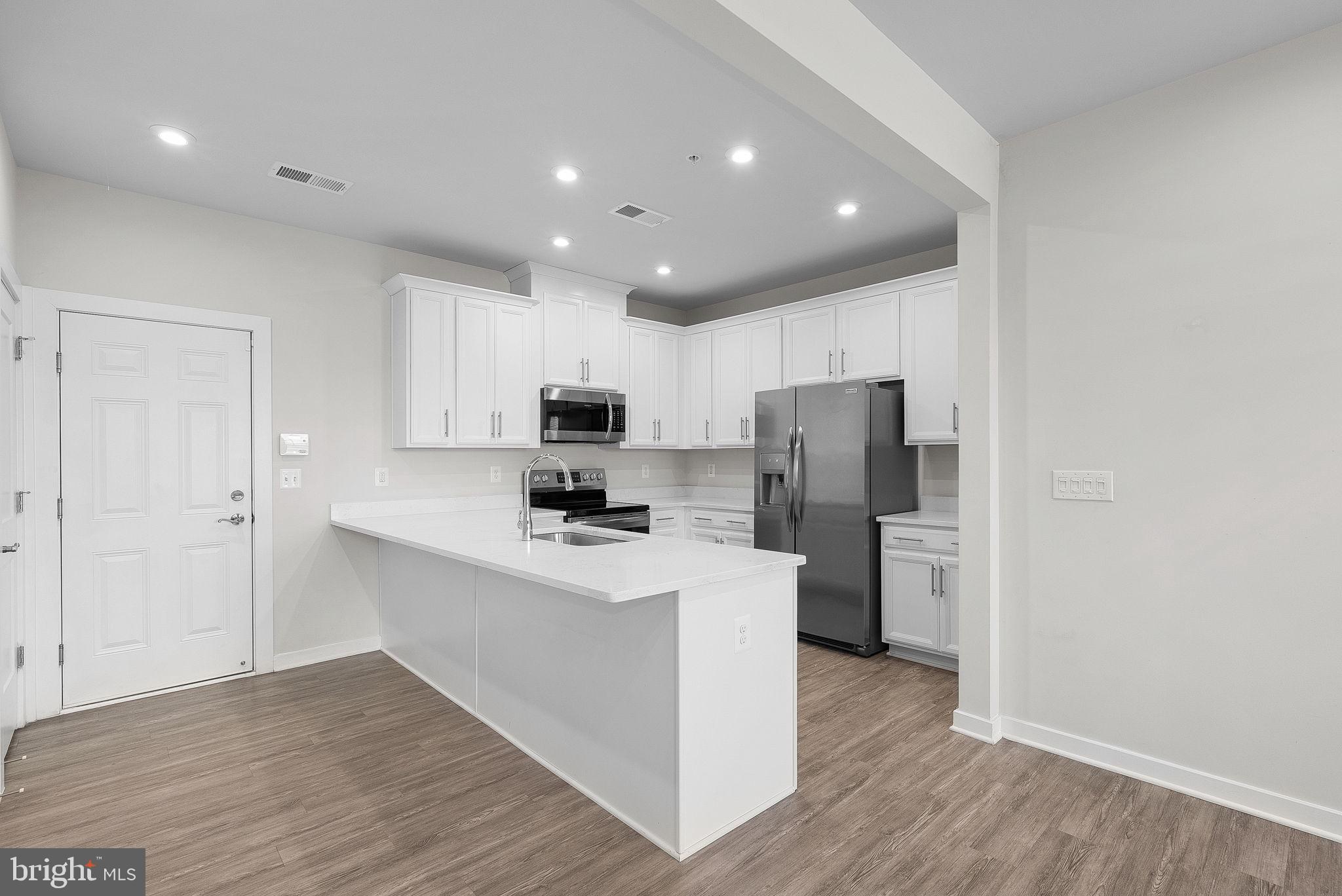 TUSCARORA VILLAGE - Residential