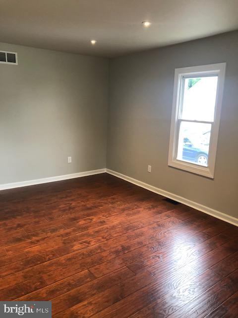 WILLIAMSPORT - Residential