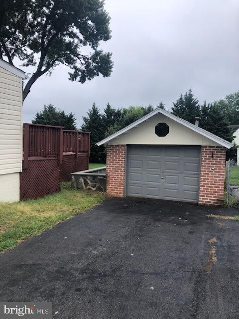 WILLIAMSPORT - Residential