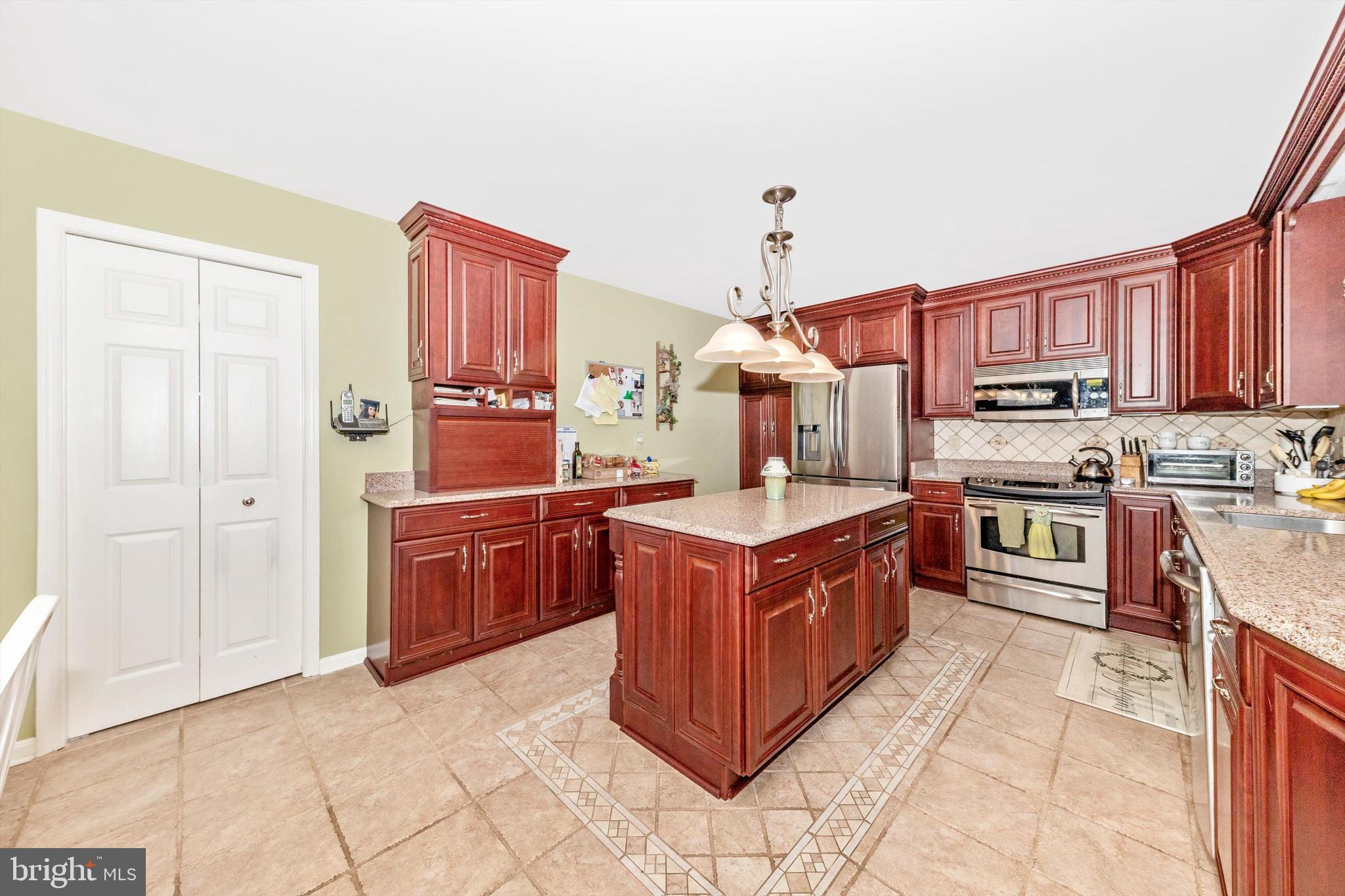 BELMAR ESTATES - Residential