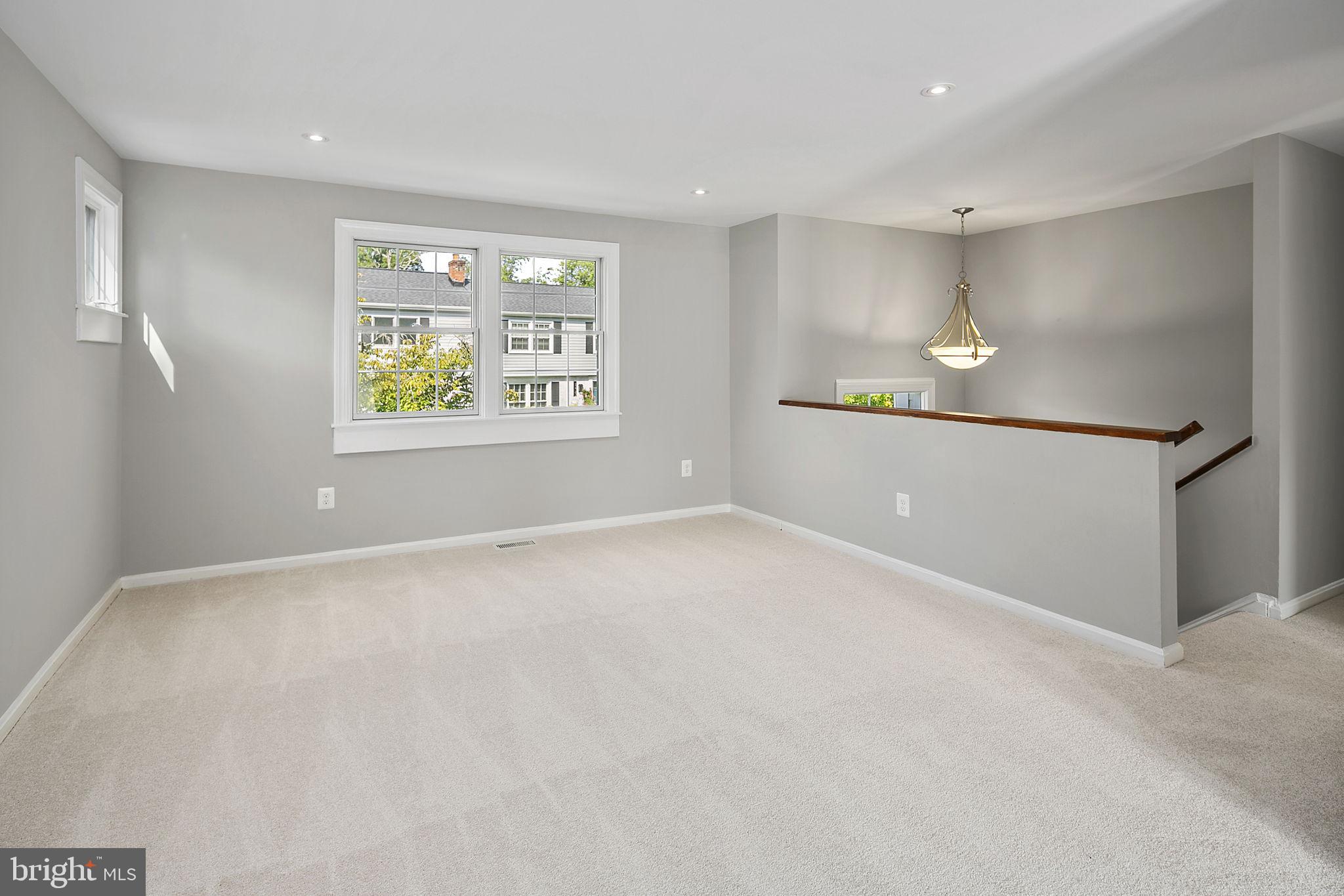 FOX MILL ESTATES - Residential