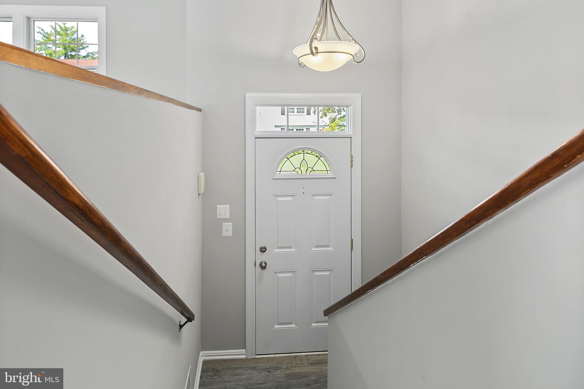 FOX MILL ESTATES - Residential