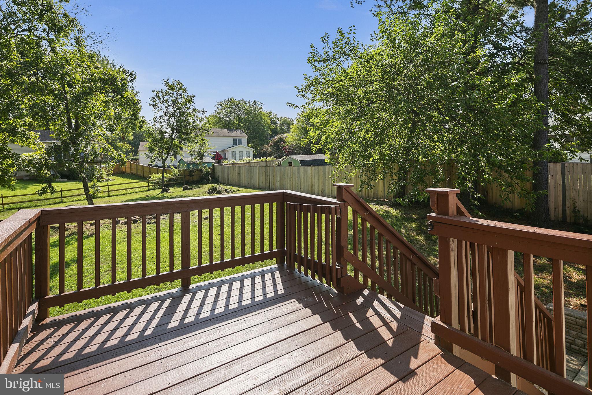 FOX MILL ESTATES - Residential