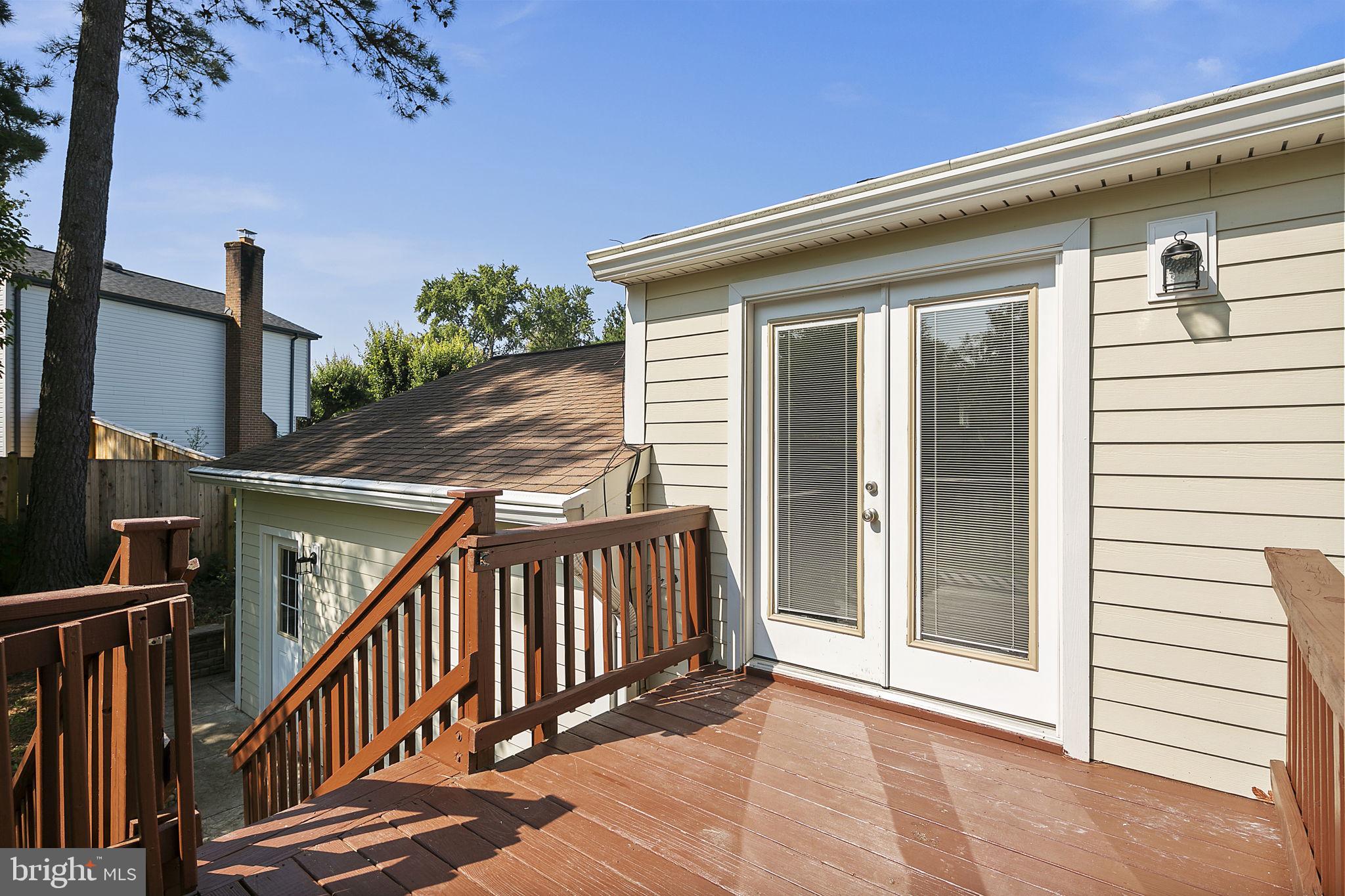 FOX MILL ESTATES - Residential