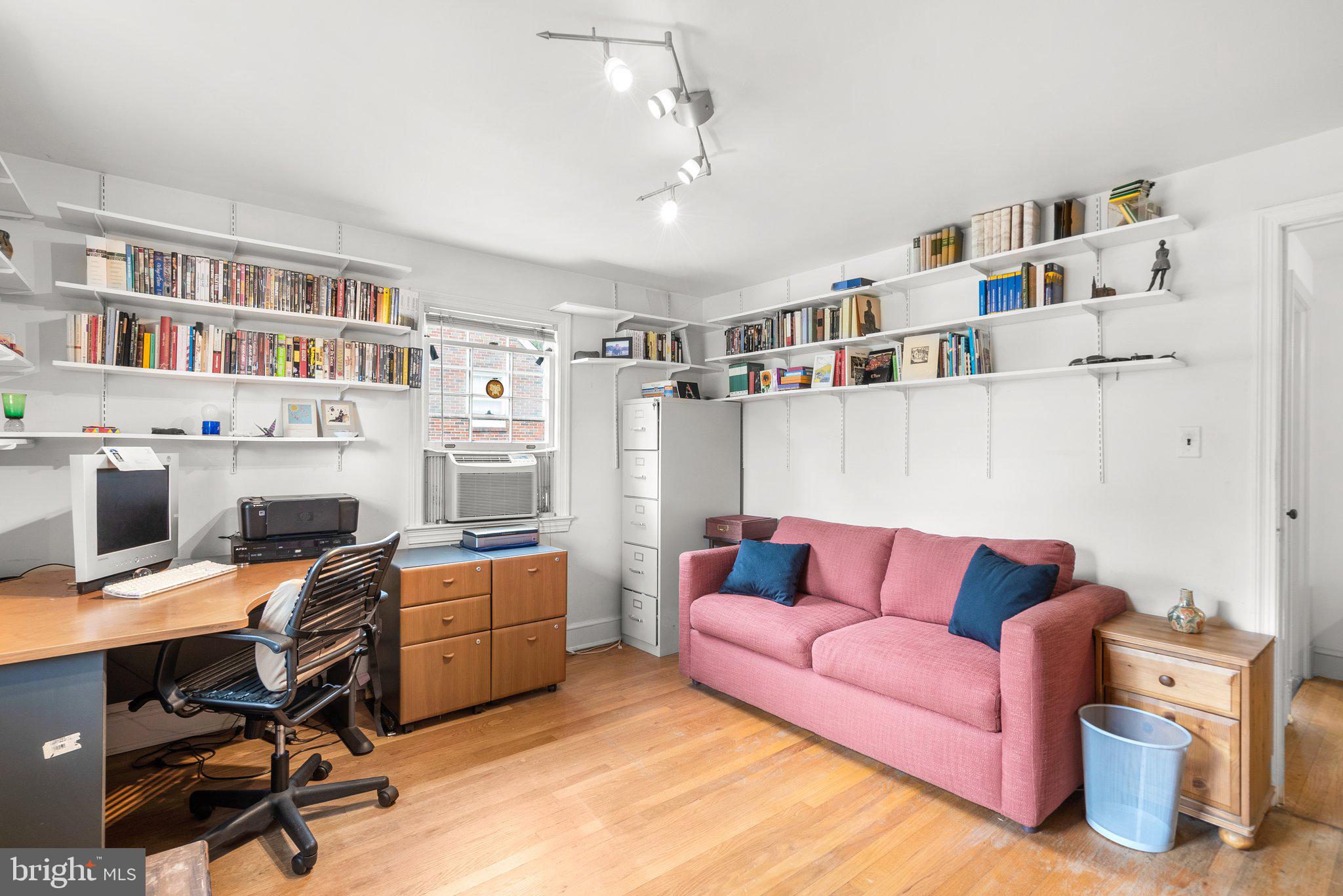 UNIVERSITY PARK - Residential