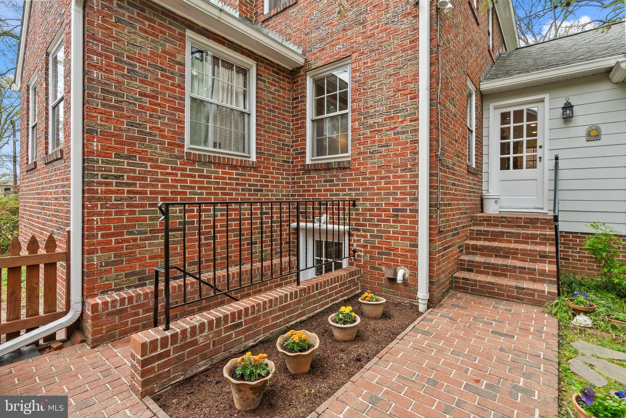 UNIVERSITY PARK - Residential