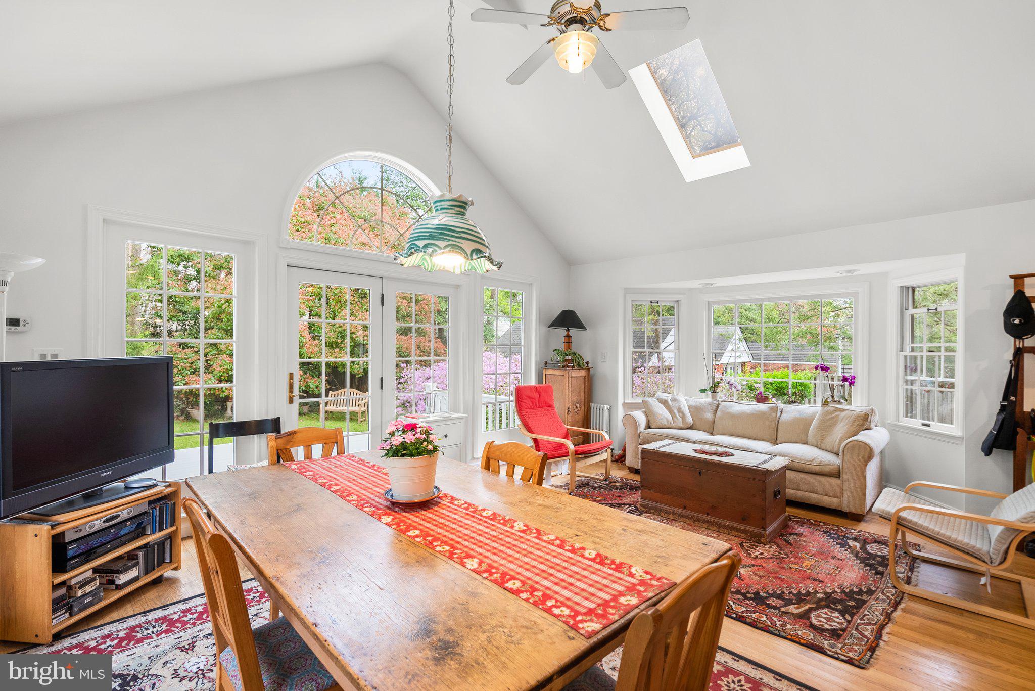 UNIVERSITY PARK - Residential