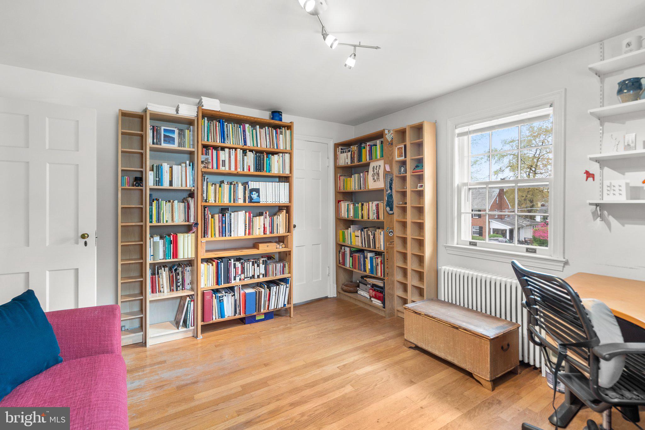 UNIVERSITY PARK - Residential