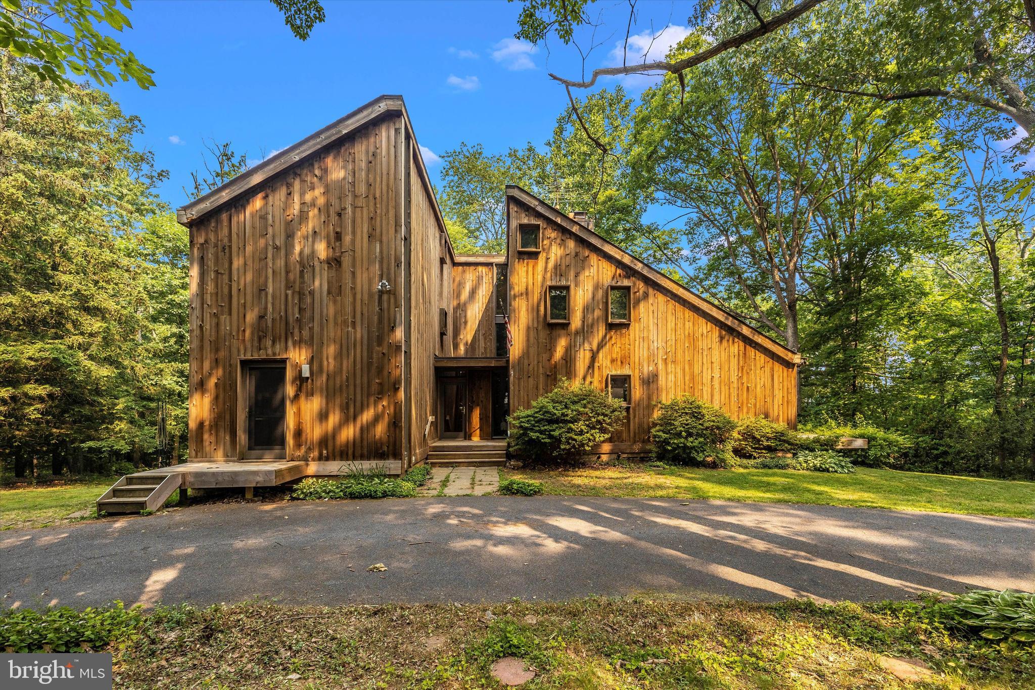 BARNESVILLE OUTSIDE - Residential