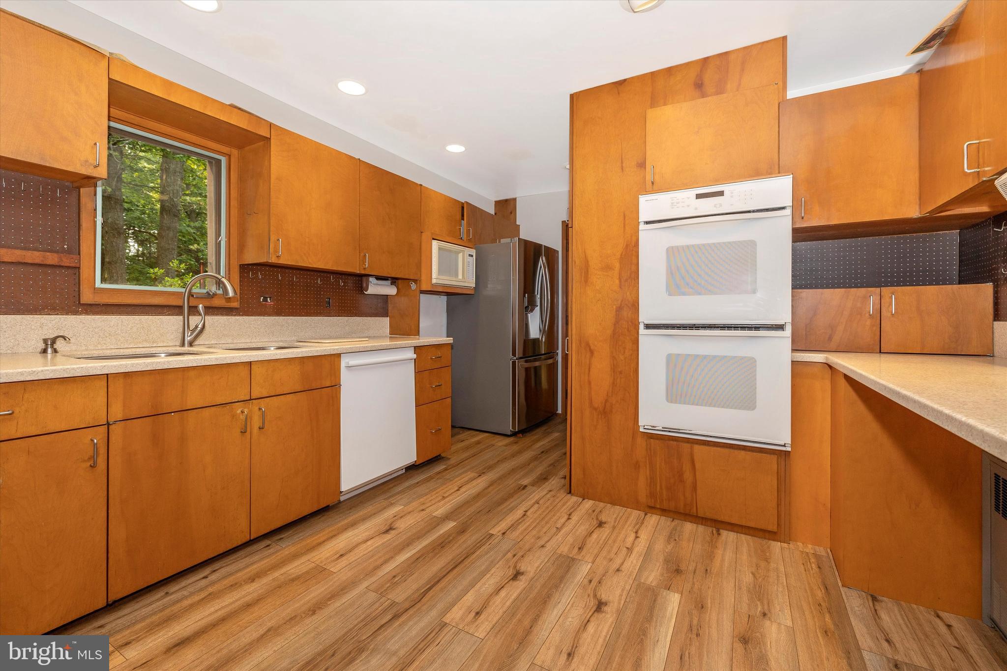 BARNESVILLE OUTSIDE - Residential