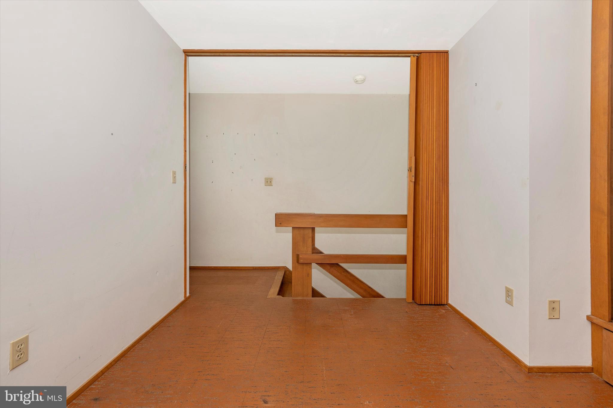 BARNESVILLE OUTSIDE - Residential