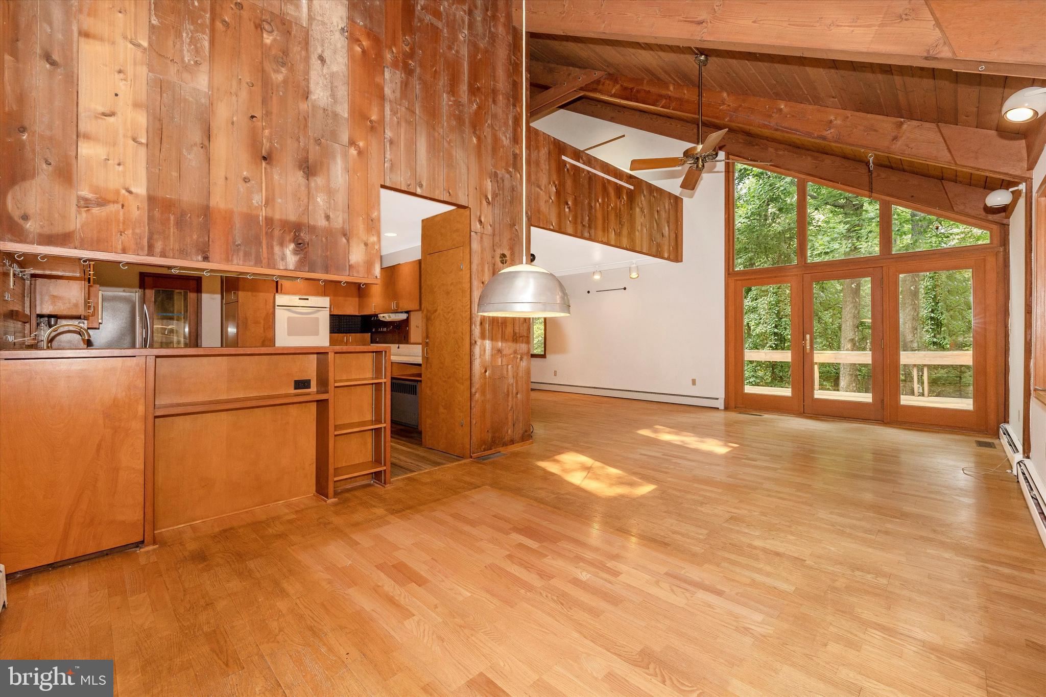 BARNESVILLE OUTSIDE - Residential