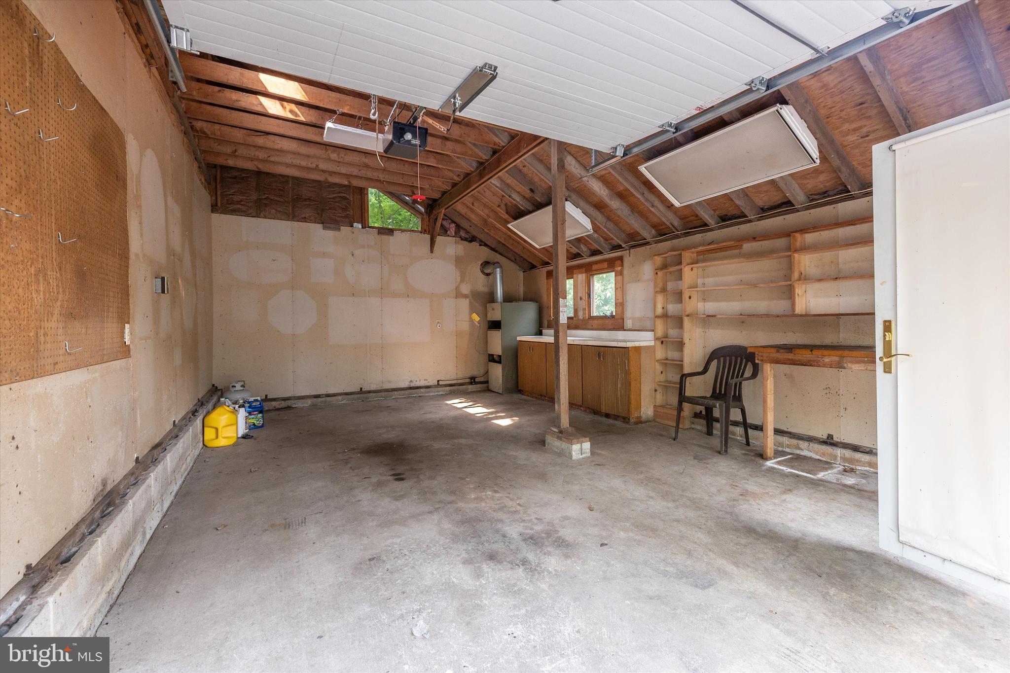 BARNESVILLE OUTSIDE - Residential