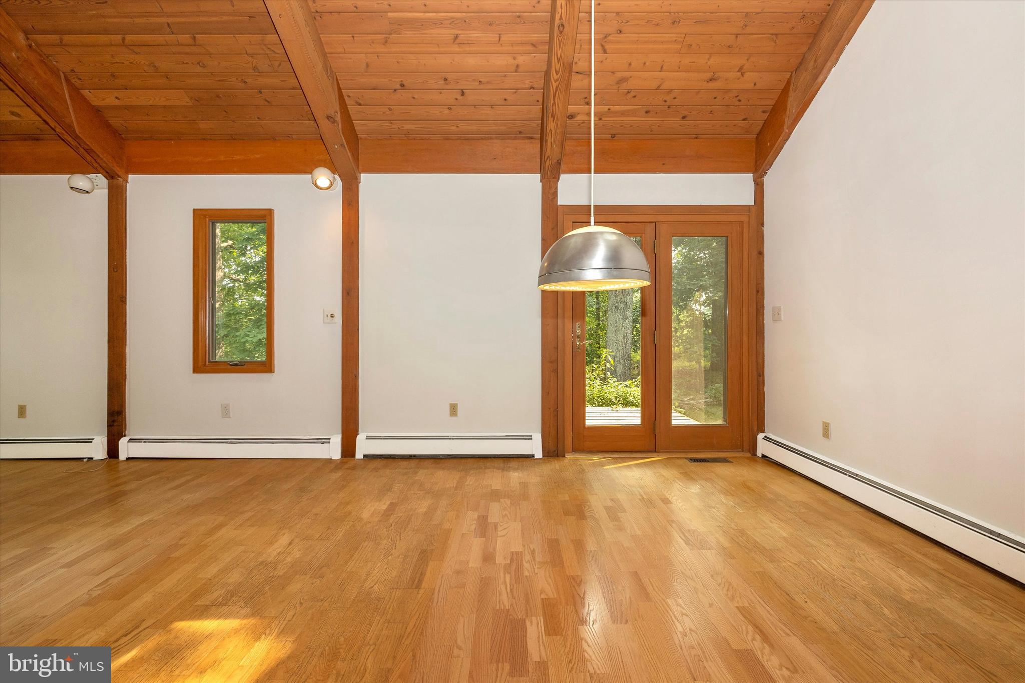 BARNESVILLE OUTSIDE - Residential