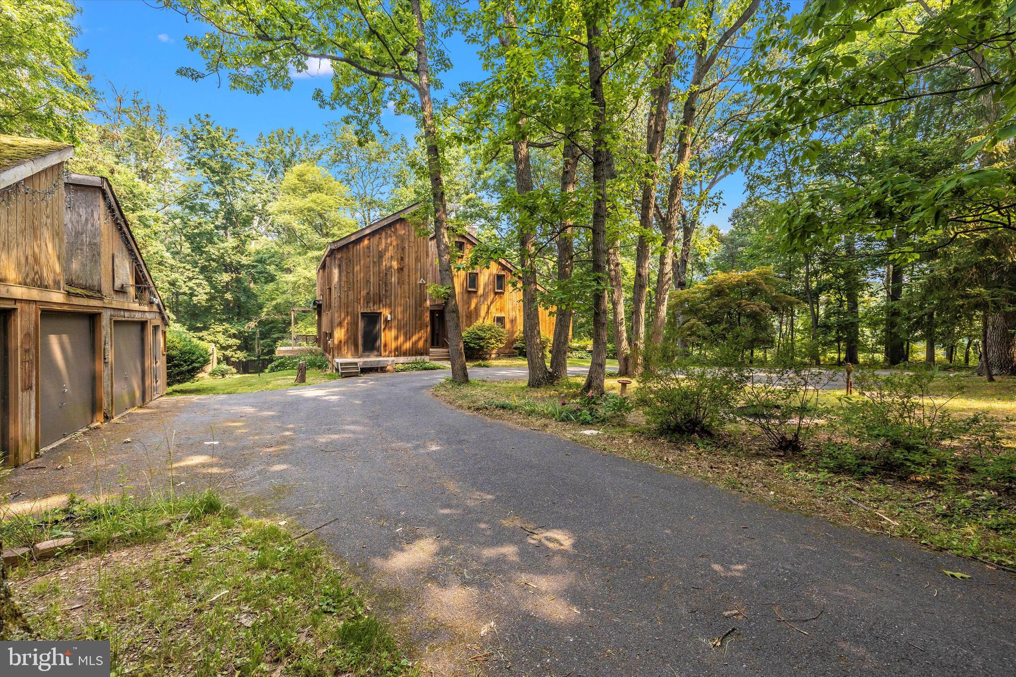 BARNESVILLE OUTSIDE - Residential