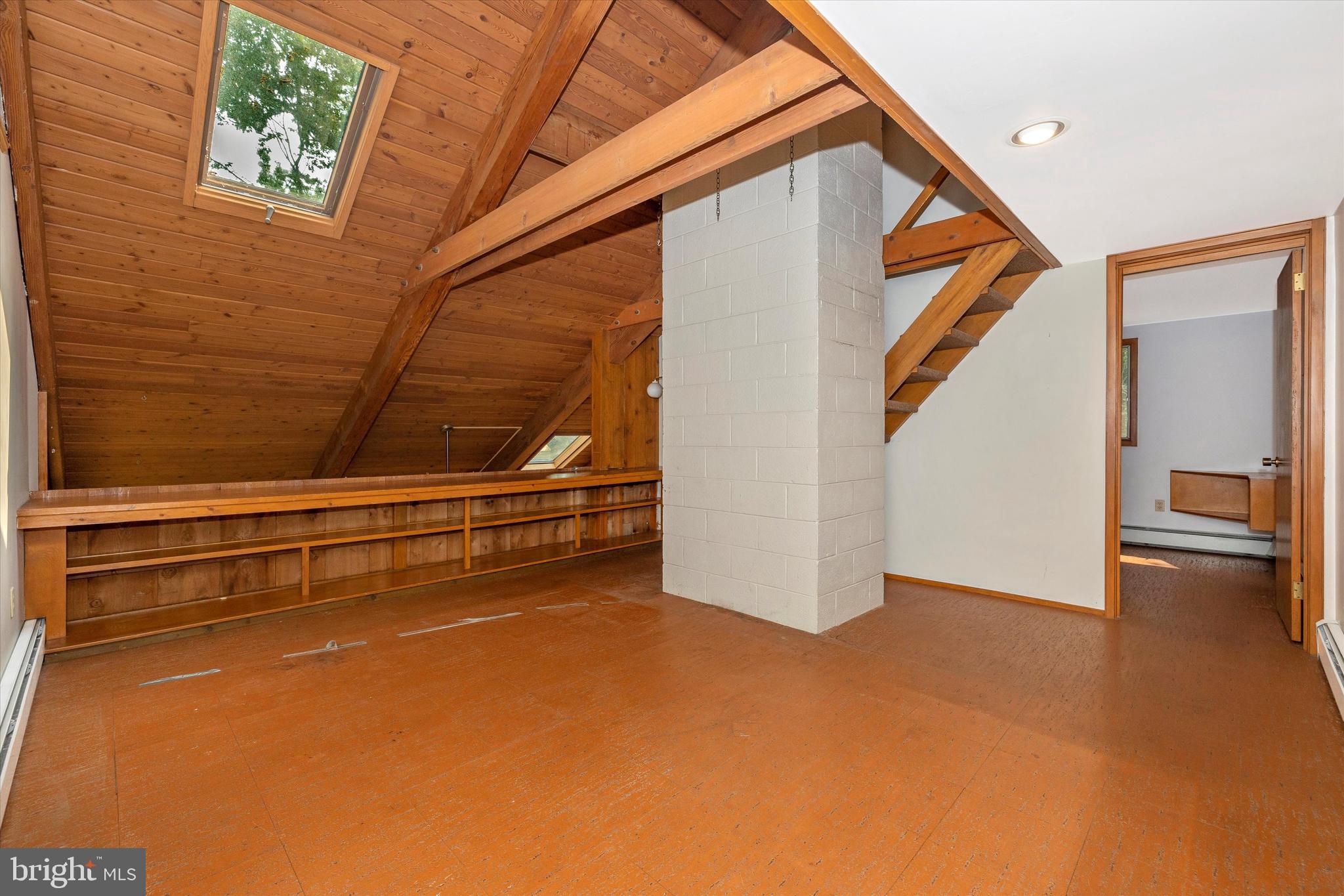 BARNESVILLE OUTSIDE - Residential