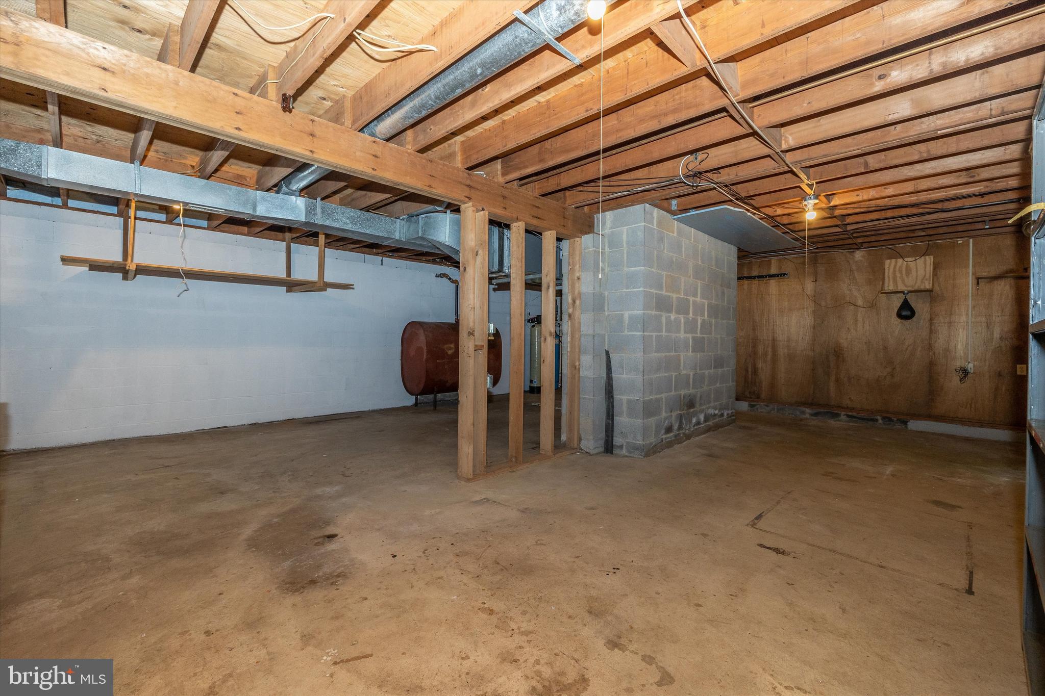 BARNESVILLE OUTSIDE - Residential