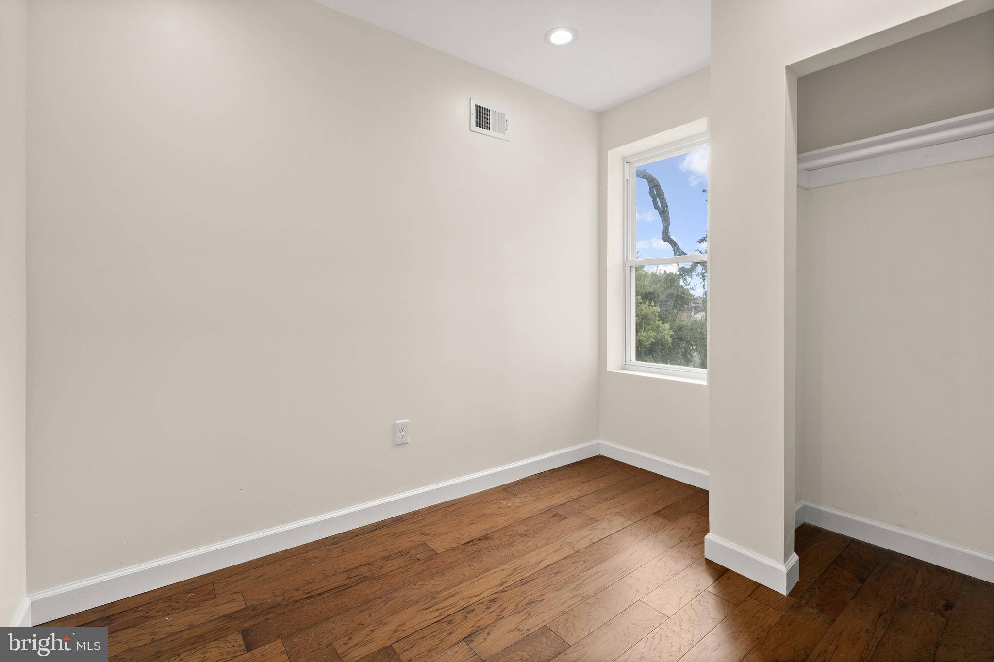 PIMLICO - Residential