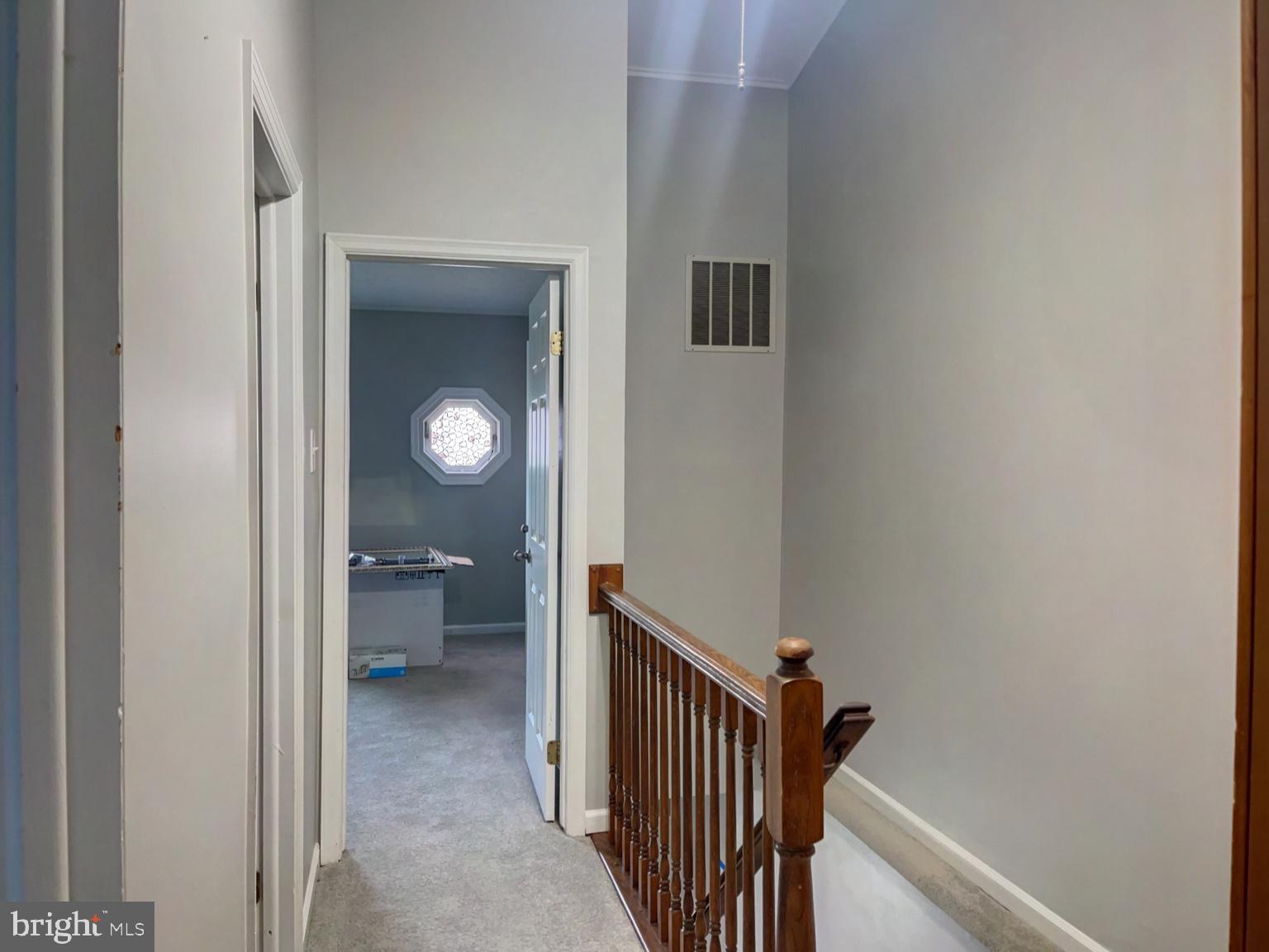 LAUREL WOODS - Residential Lease