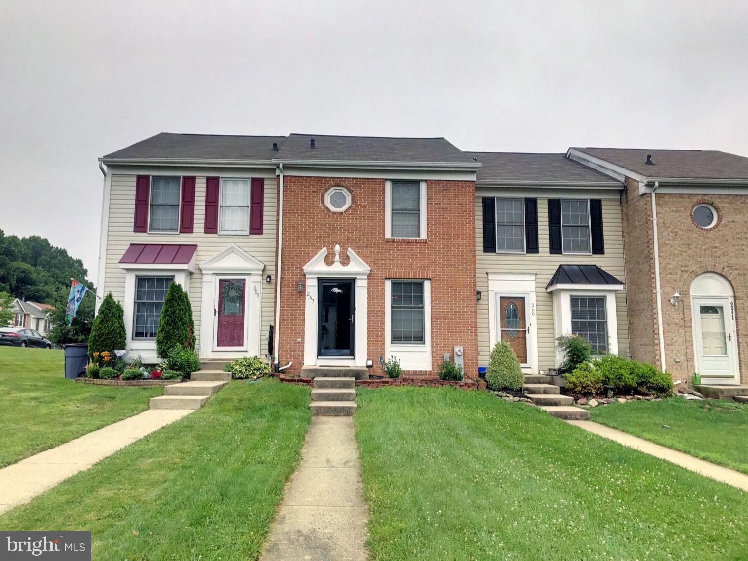 LAUREL WOODS - Residential Lease