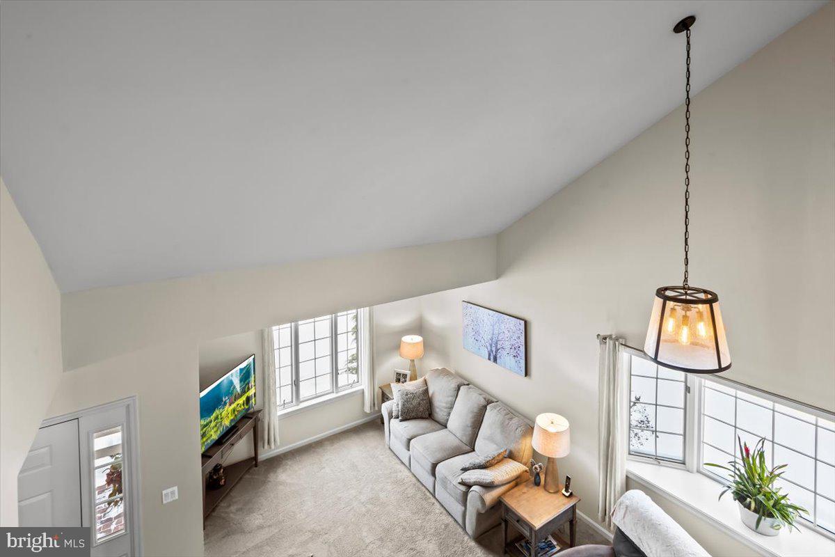 RUNNYMEDE EAST - Residential