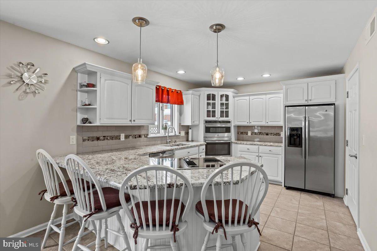 RUNNYMEDE EAST - Residential