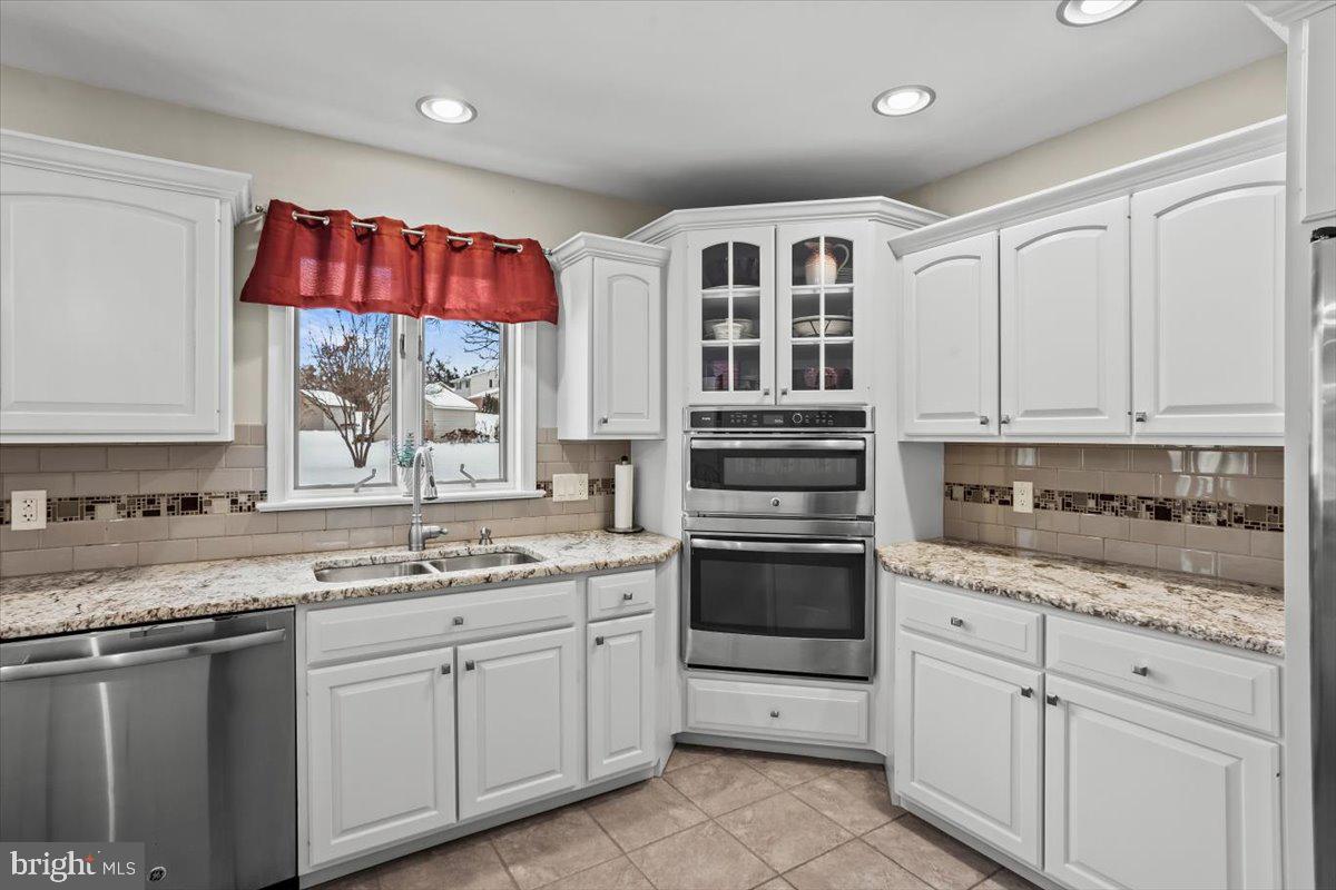 RUNNYMEDE EAST - Residential