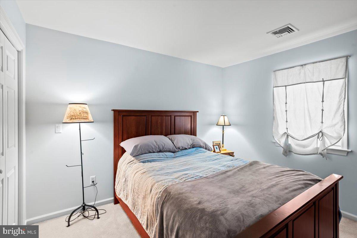 RUNNYMEDE EAST - Residential