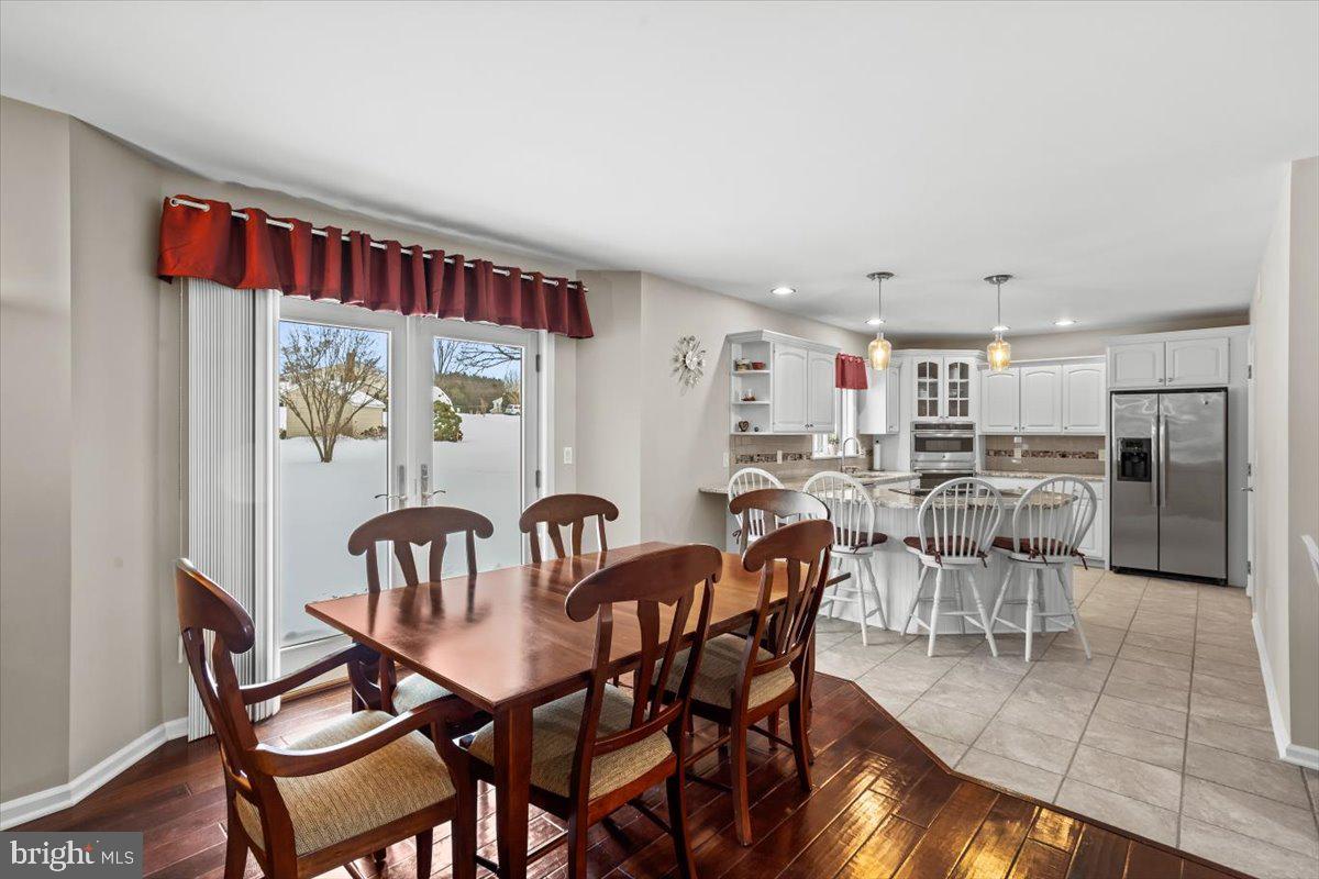 RUNNYMEDE EAST - Residential