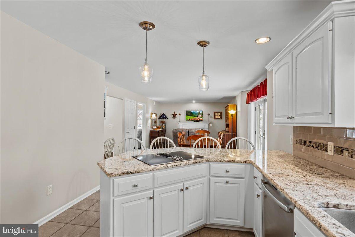 RUNNYMEDE EAST - Residential