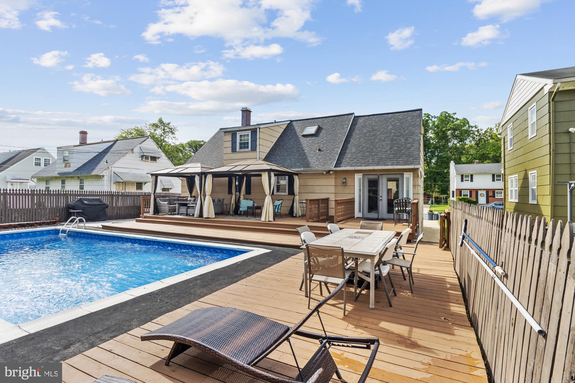 ESSEX - Residential
