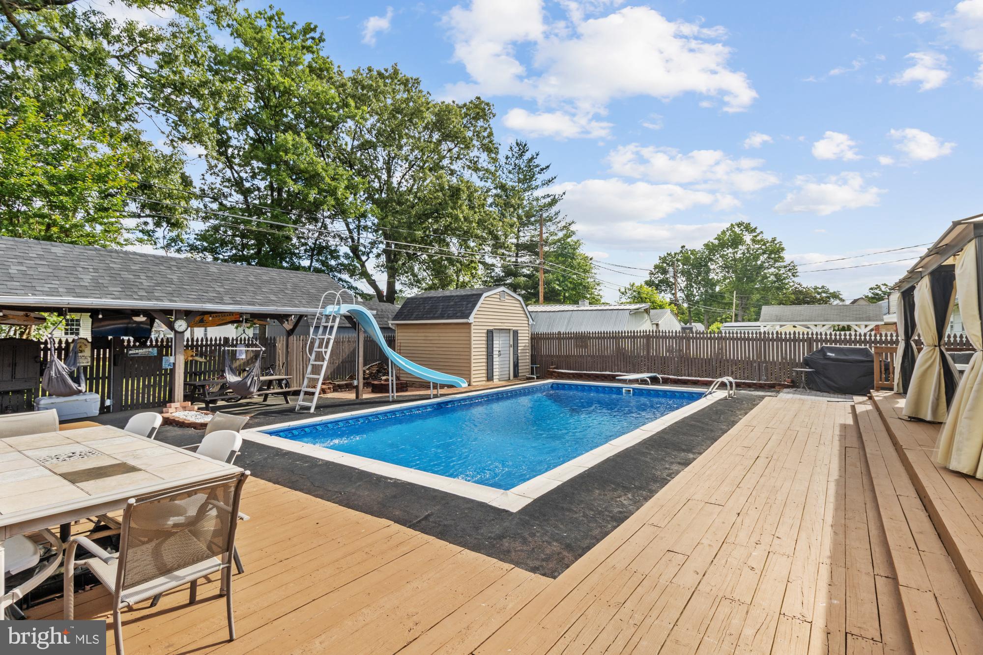 ESSEX - Residential