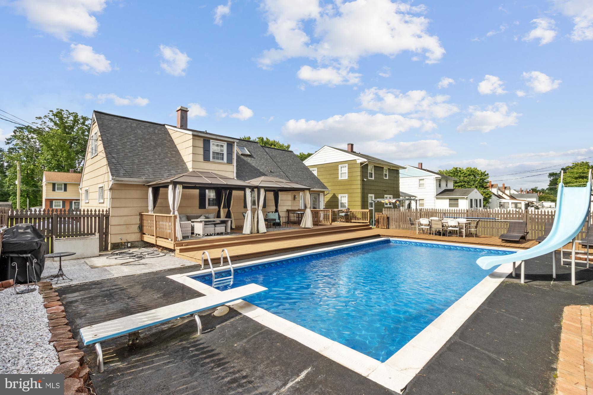 ESSEX - Residential
