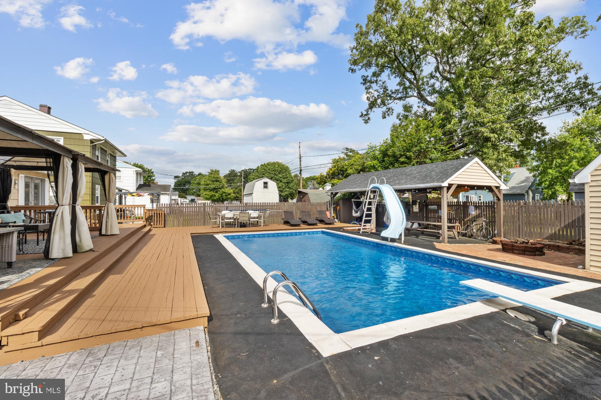 ESSEX - Residential