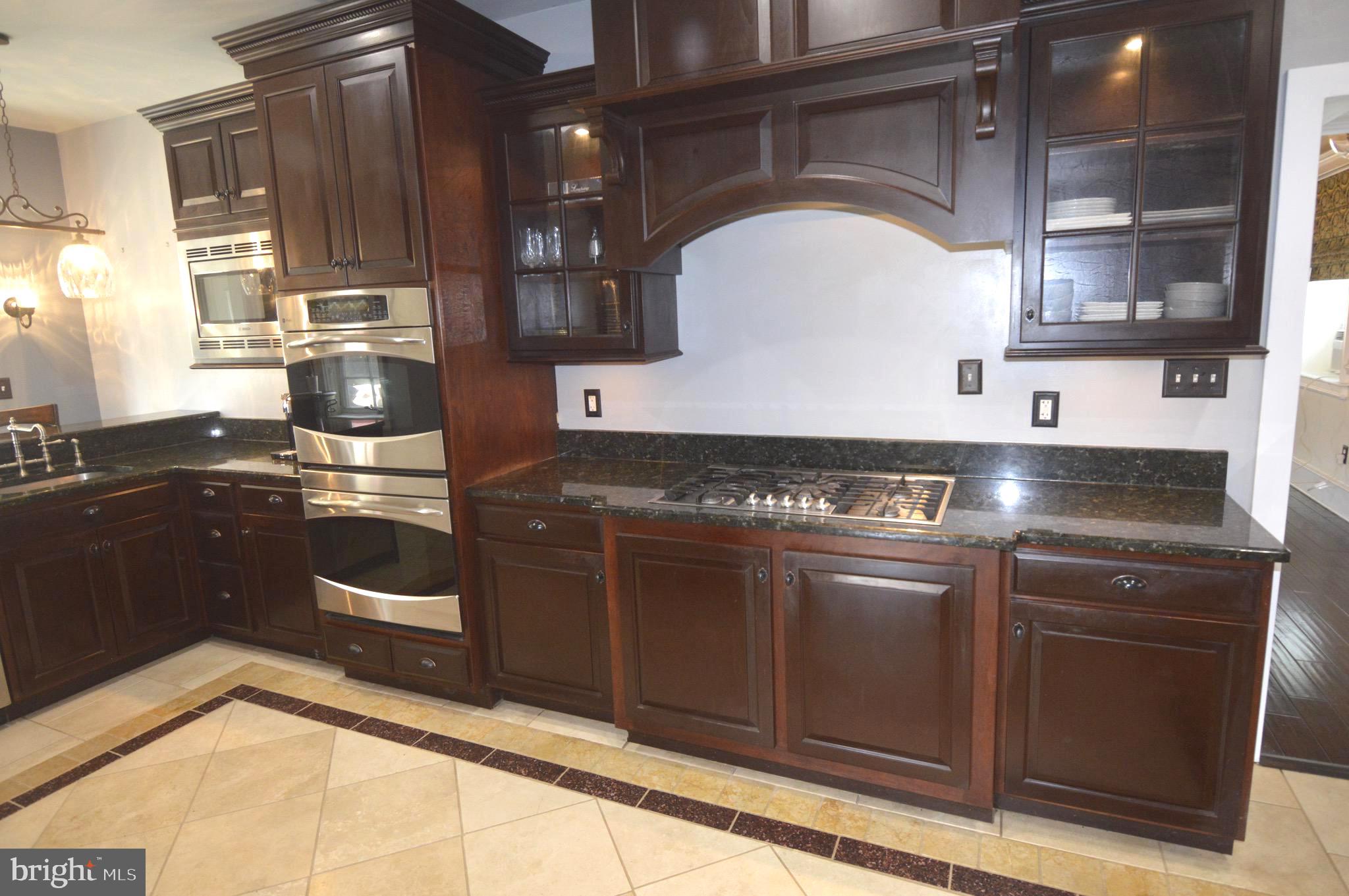 PARKVILLE - Residential