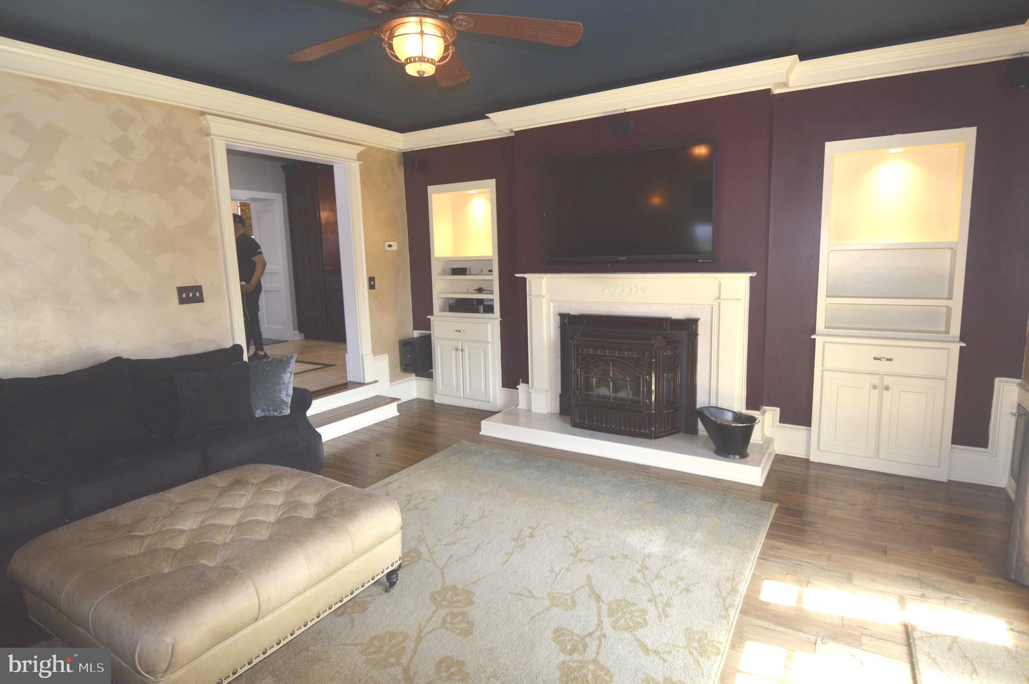 PARKVILLE - Residential