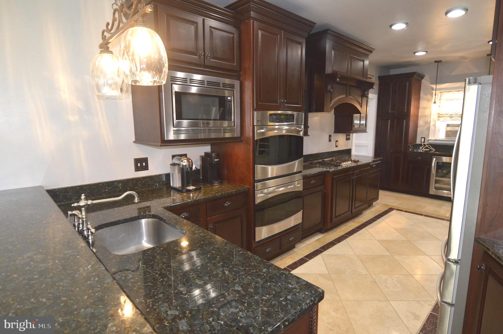 PARKVILLE - Residential