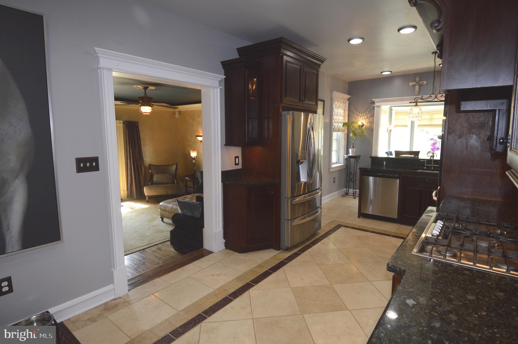 PARKVILLE - Residential