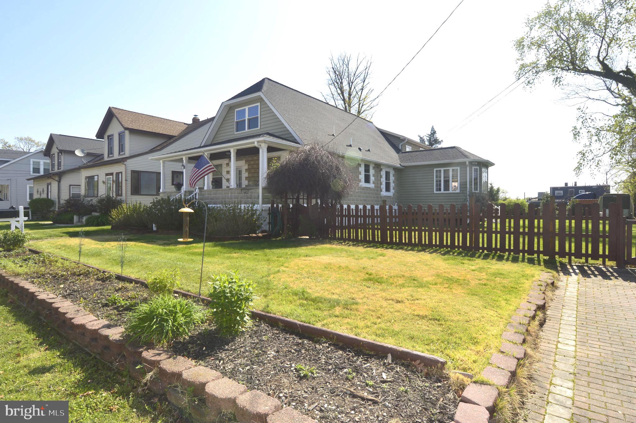 PARKVILLE - Residential