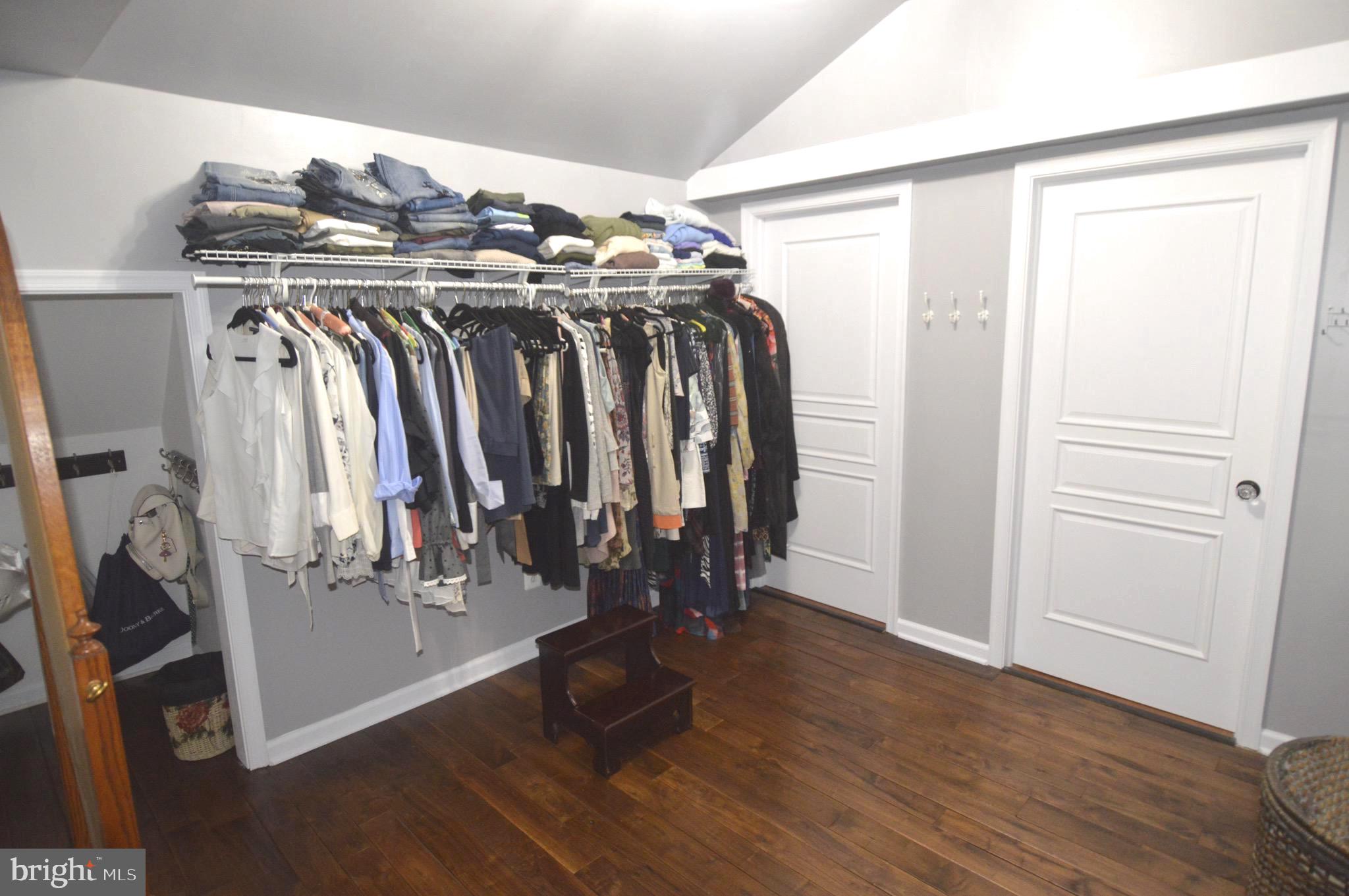 PARKVILLE - Residential