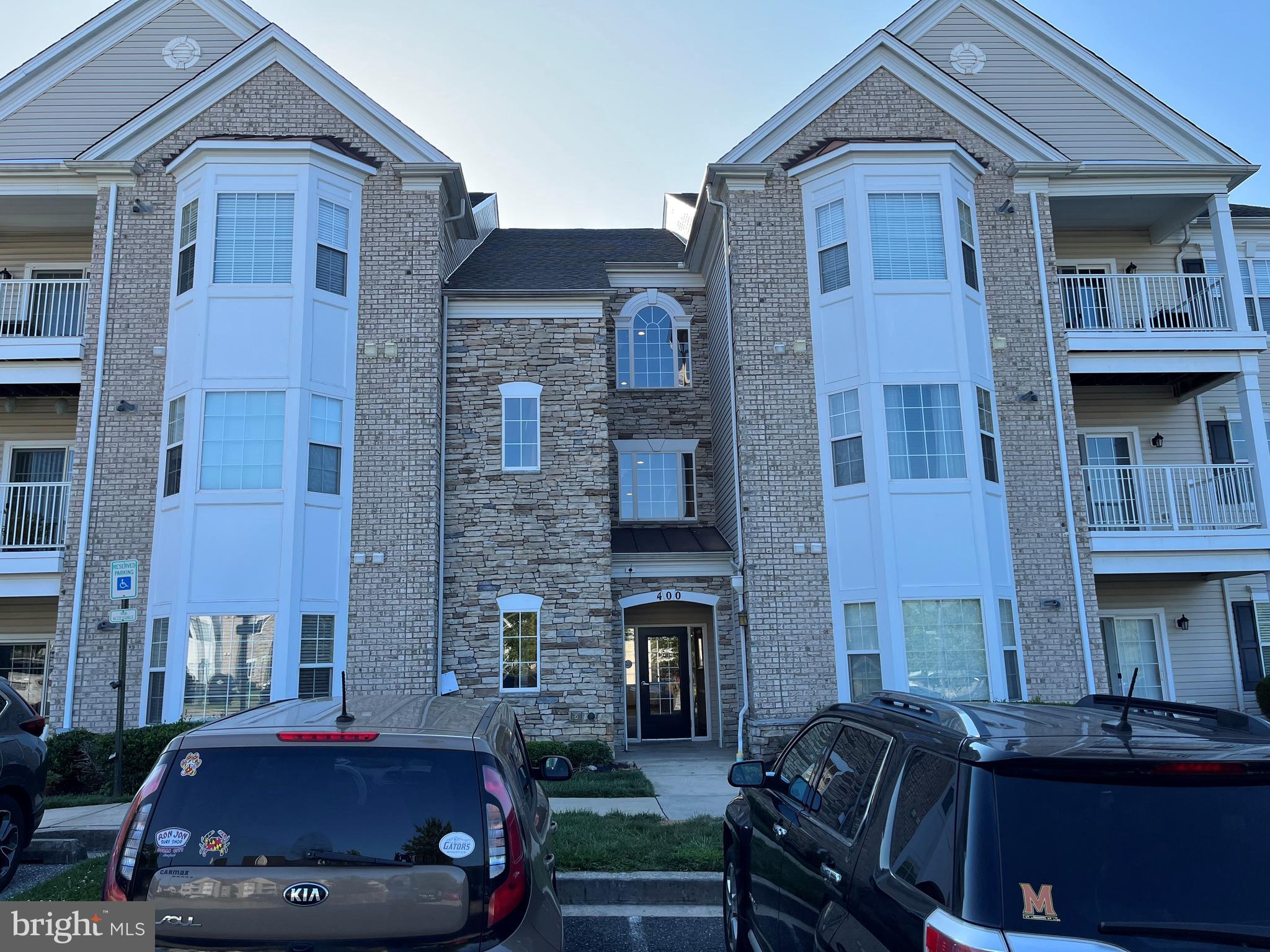 IRWINS CHOICE - Residential Lease