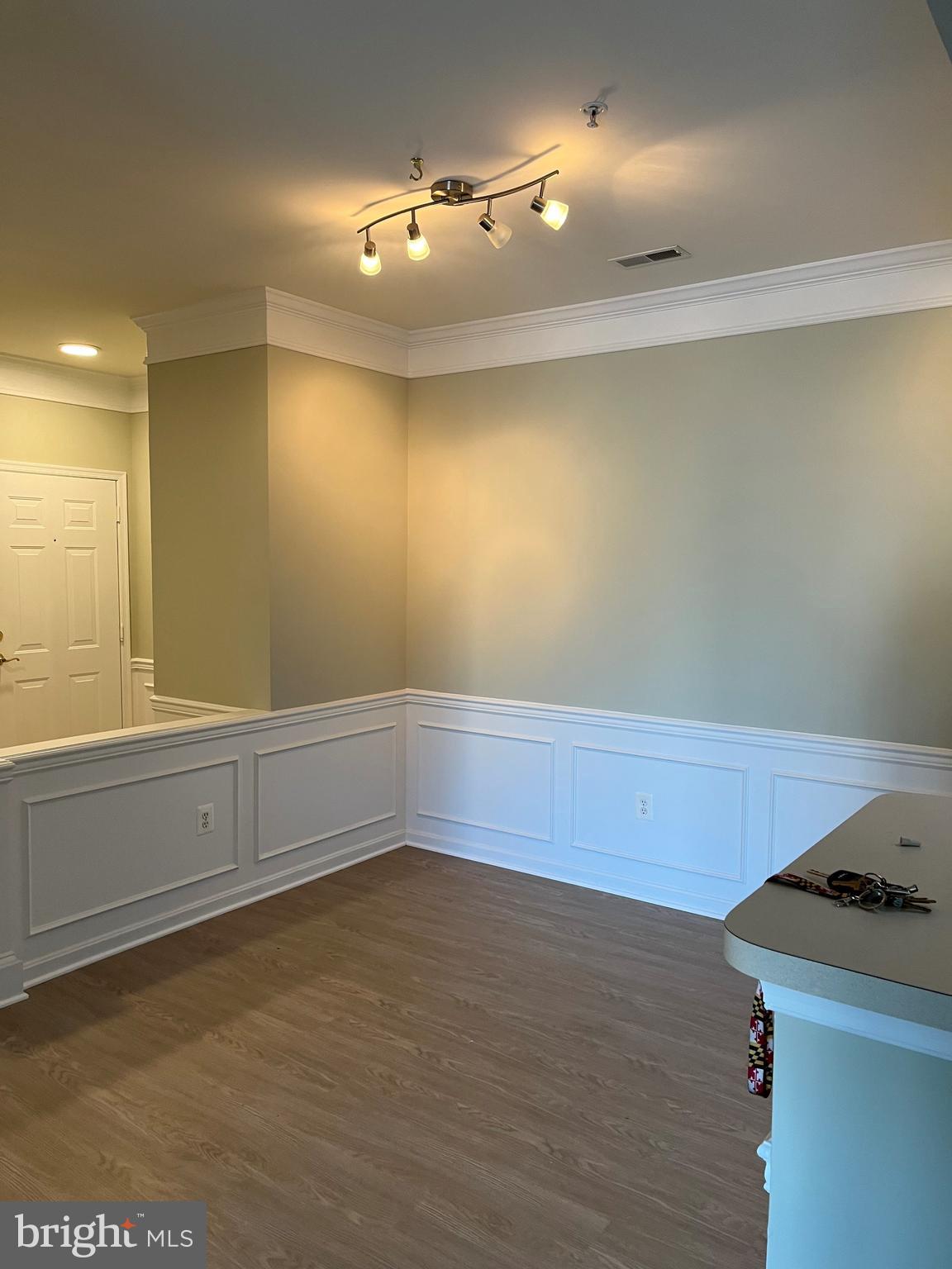 IRWINS CHOICE - Residential Lease