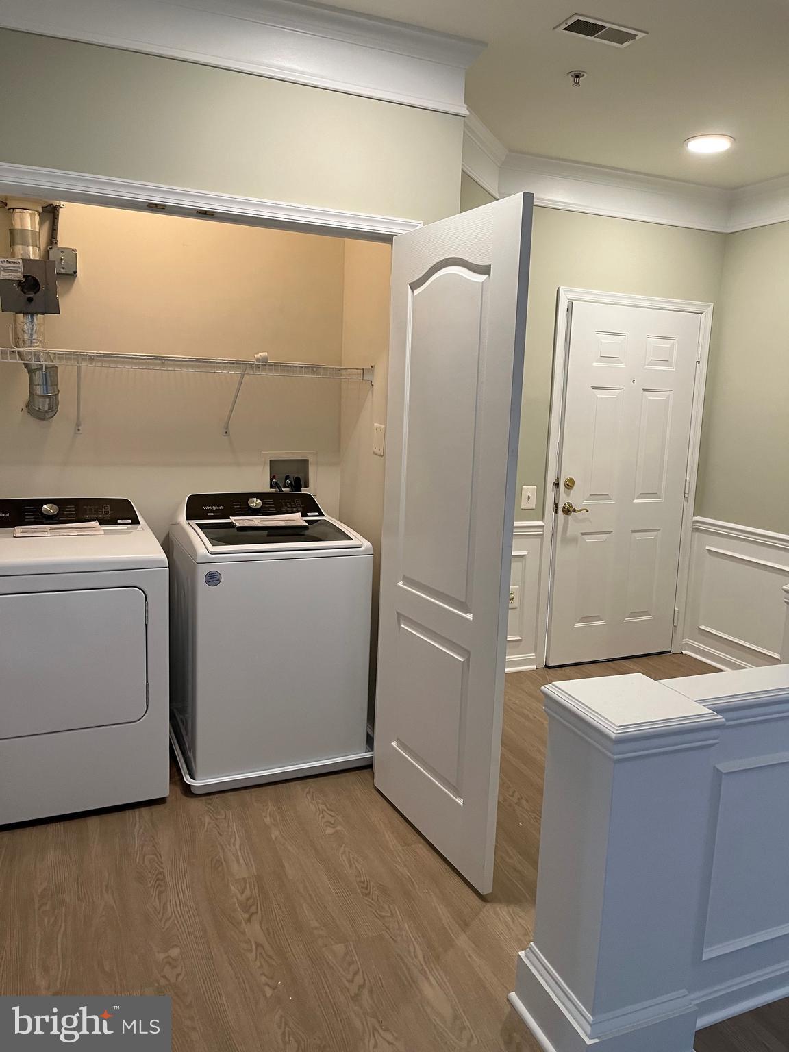 IRWINS CHOICE - Residential Lease