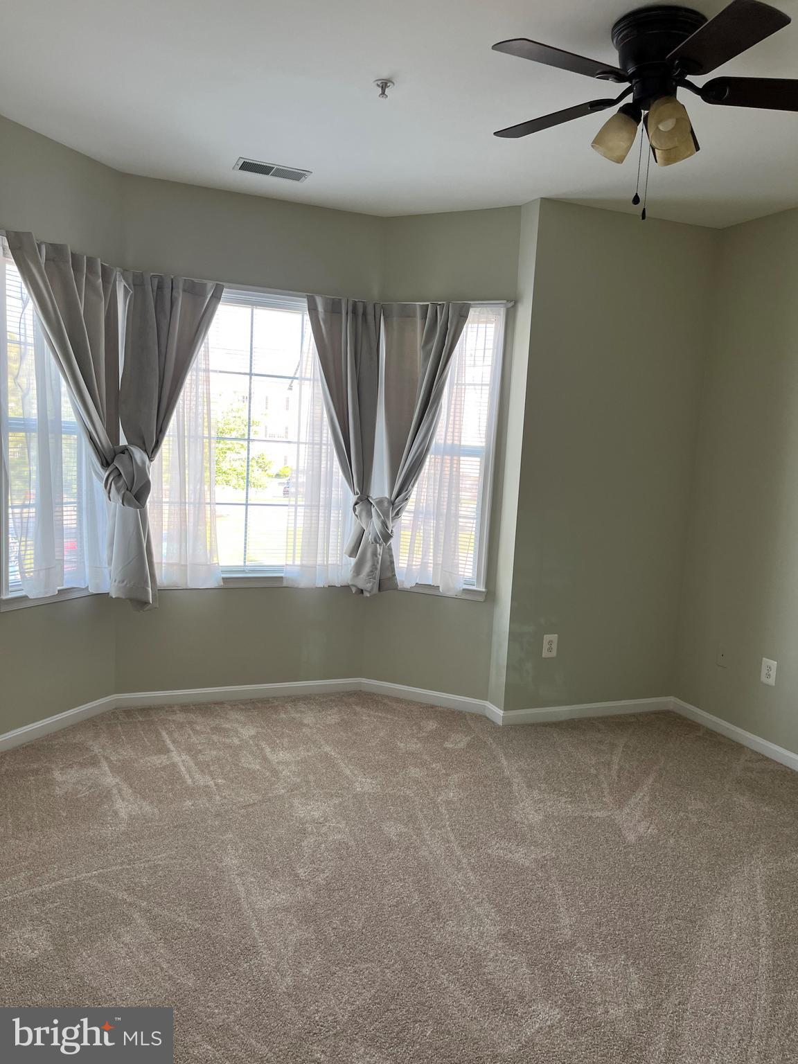 IRWINS CHOICE - Residential Lease