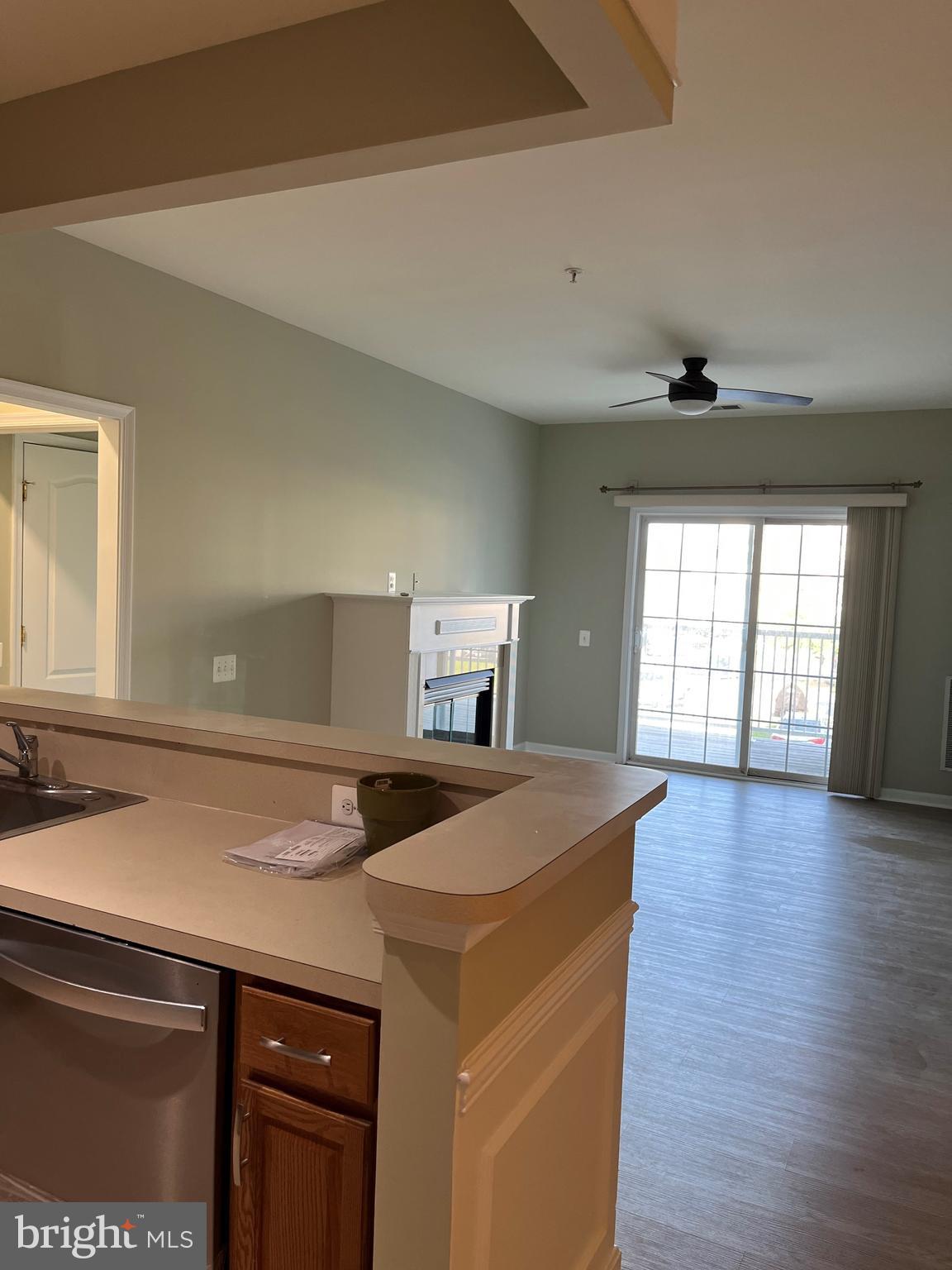 IRWINS CHOICE - Residential Lease