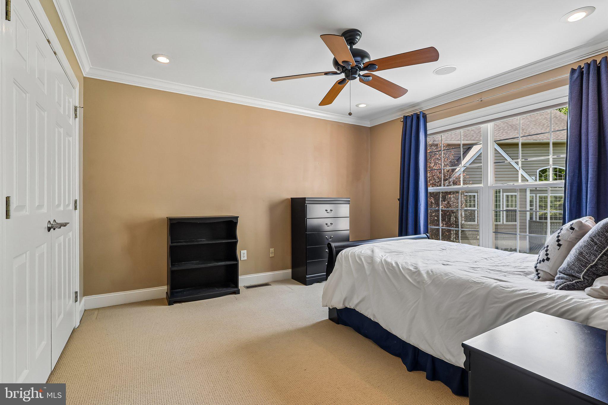 SUGARTOWN RIDGE - Residential