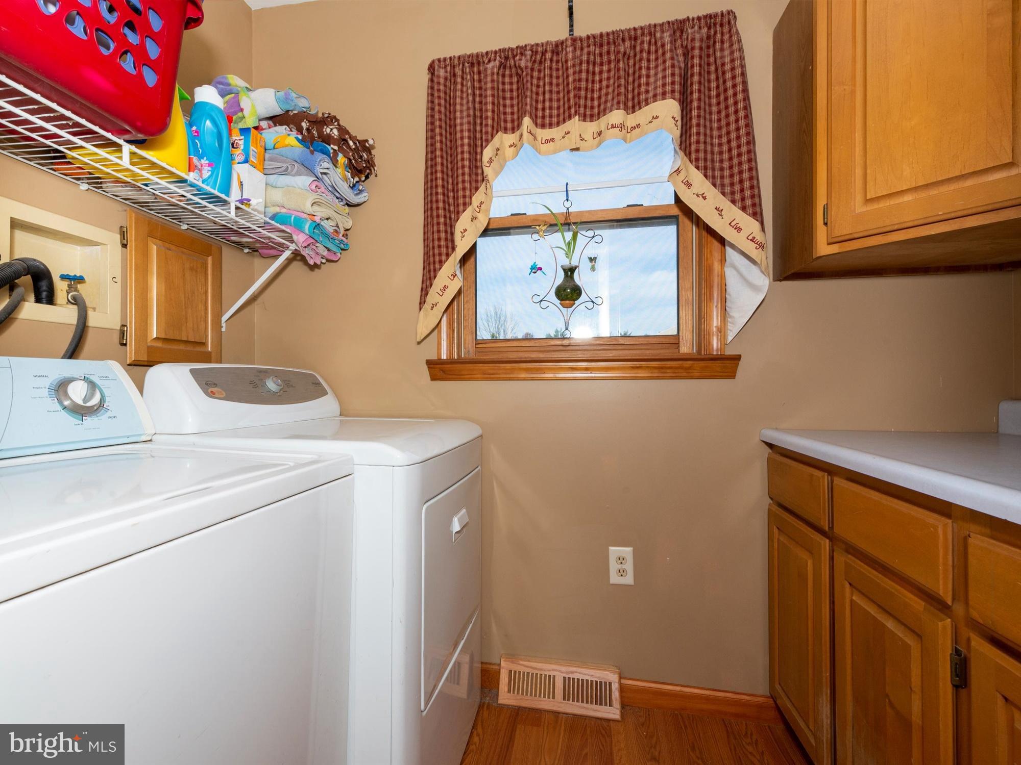 DENVER/REINHOLDS - Residential