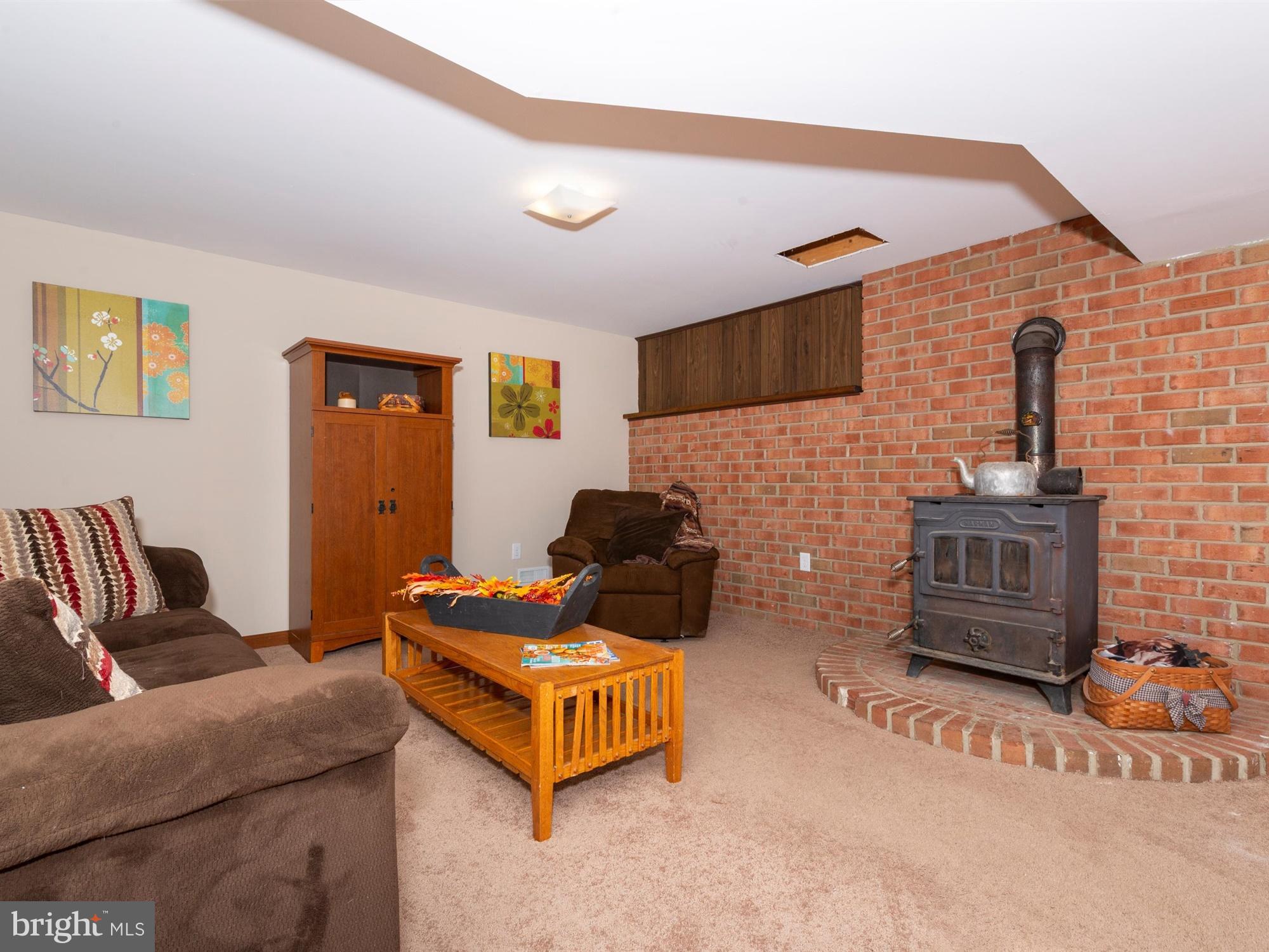 DENVER/REINHOLDS - Residential