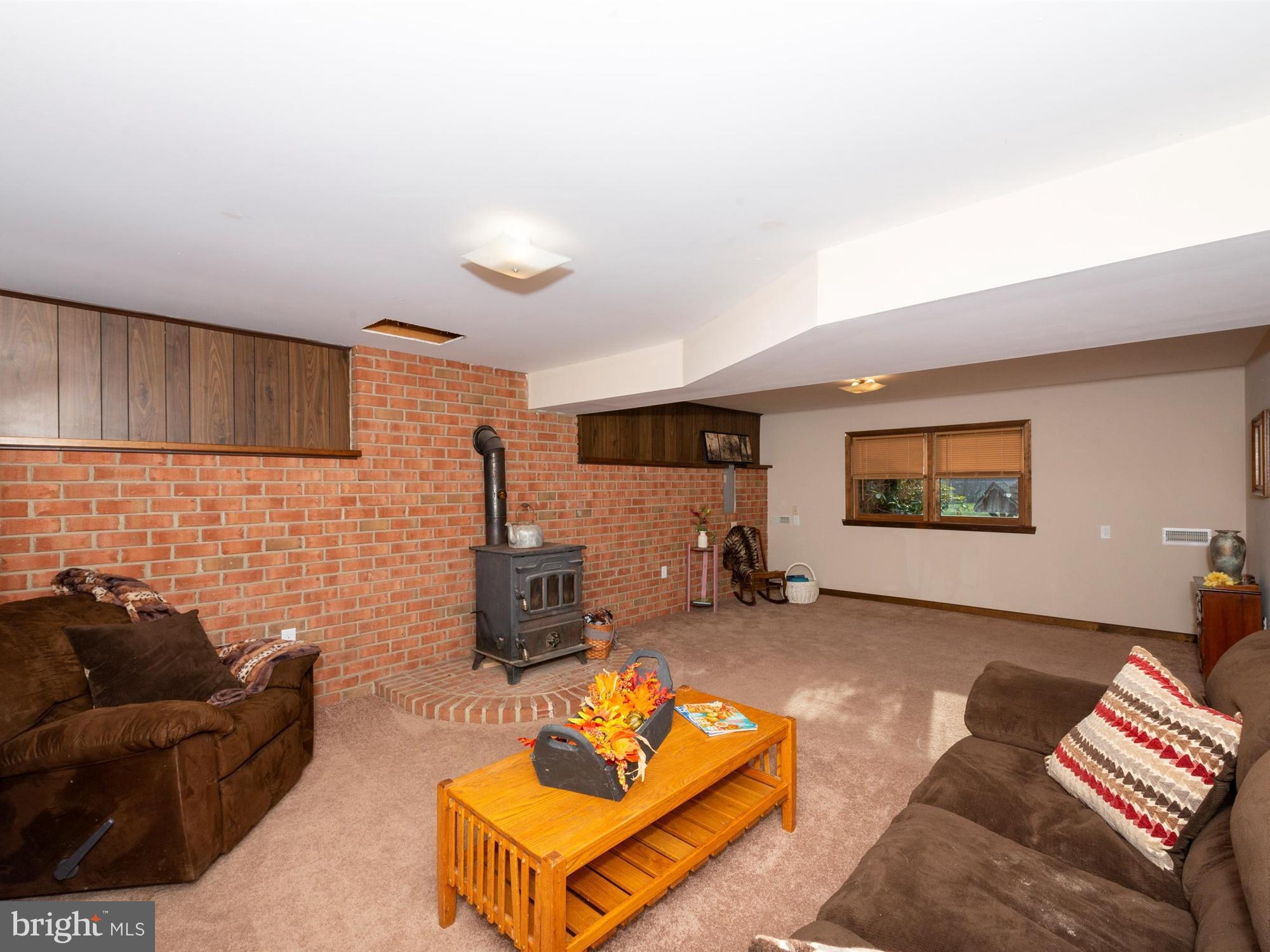 DENVER/REINHOLDS - Residential