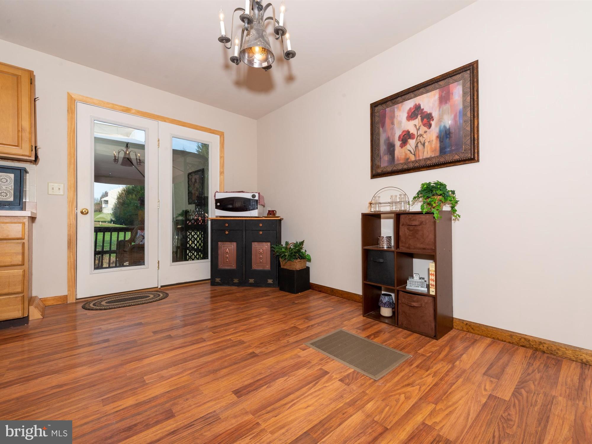 DENVER/REINHOLDS - Residential